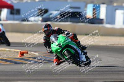 media/Dec-18-2022-SoCal Trackdays (Sun) [[8099a50955]]/Turn 2 (950am)/